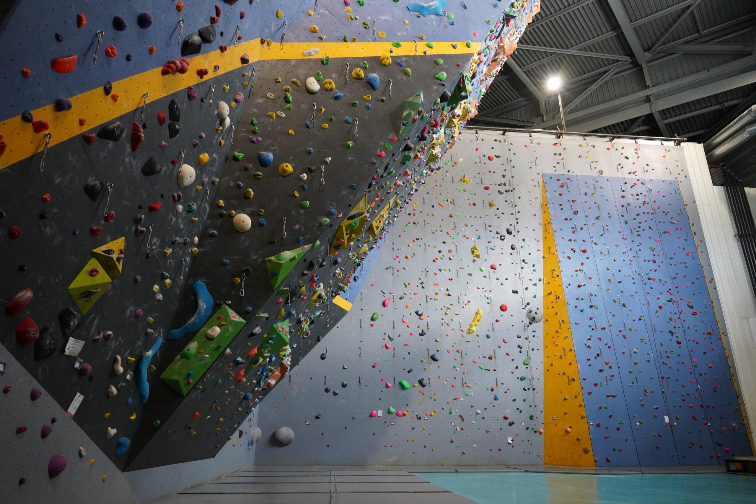 Mur escalade Hall Olympique 5