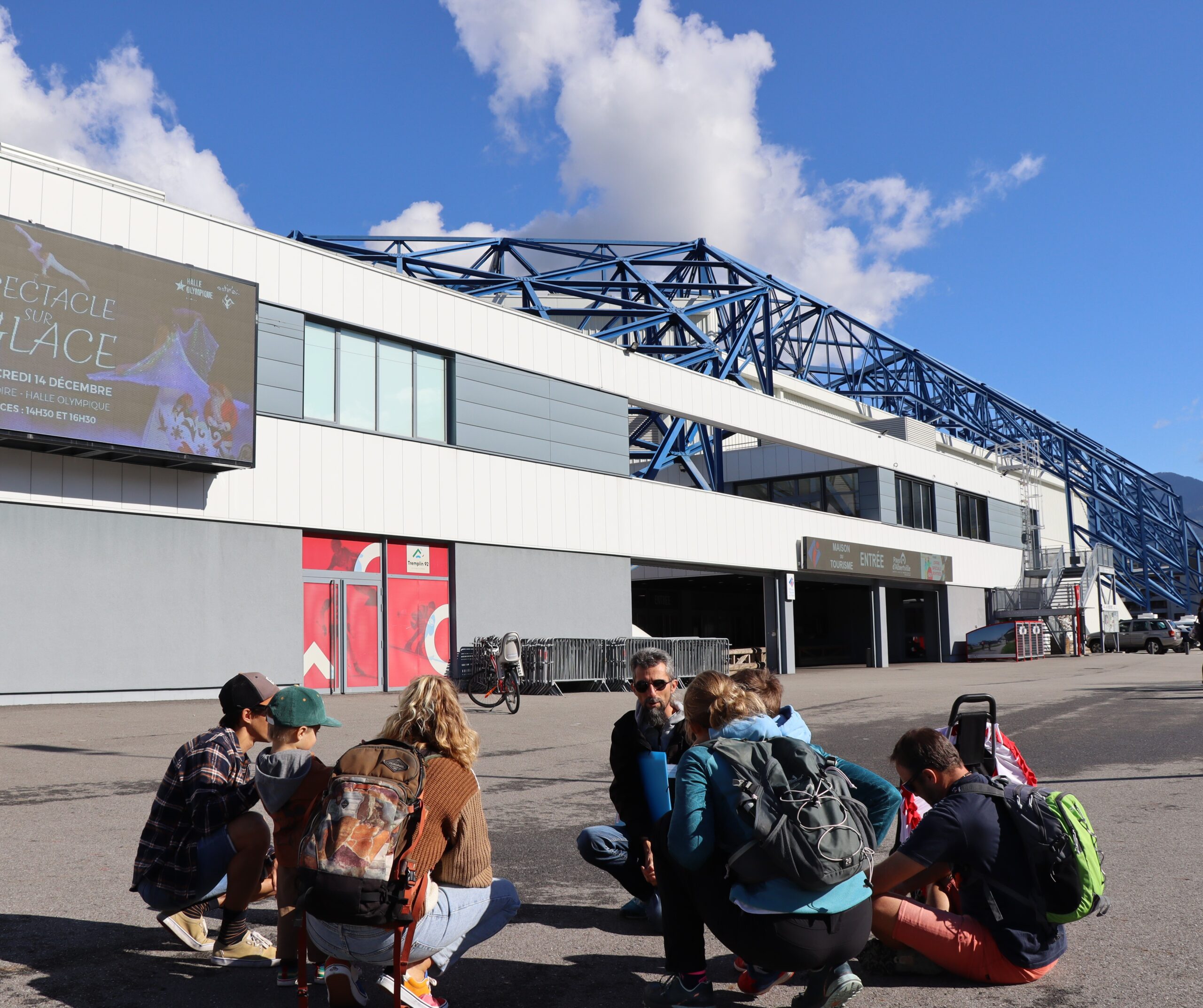 Mini jeux au Parc olympique, hall olympique