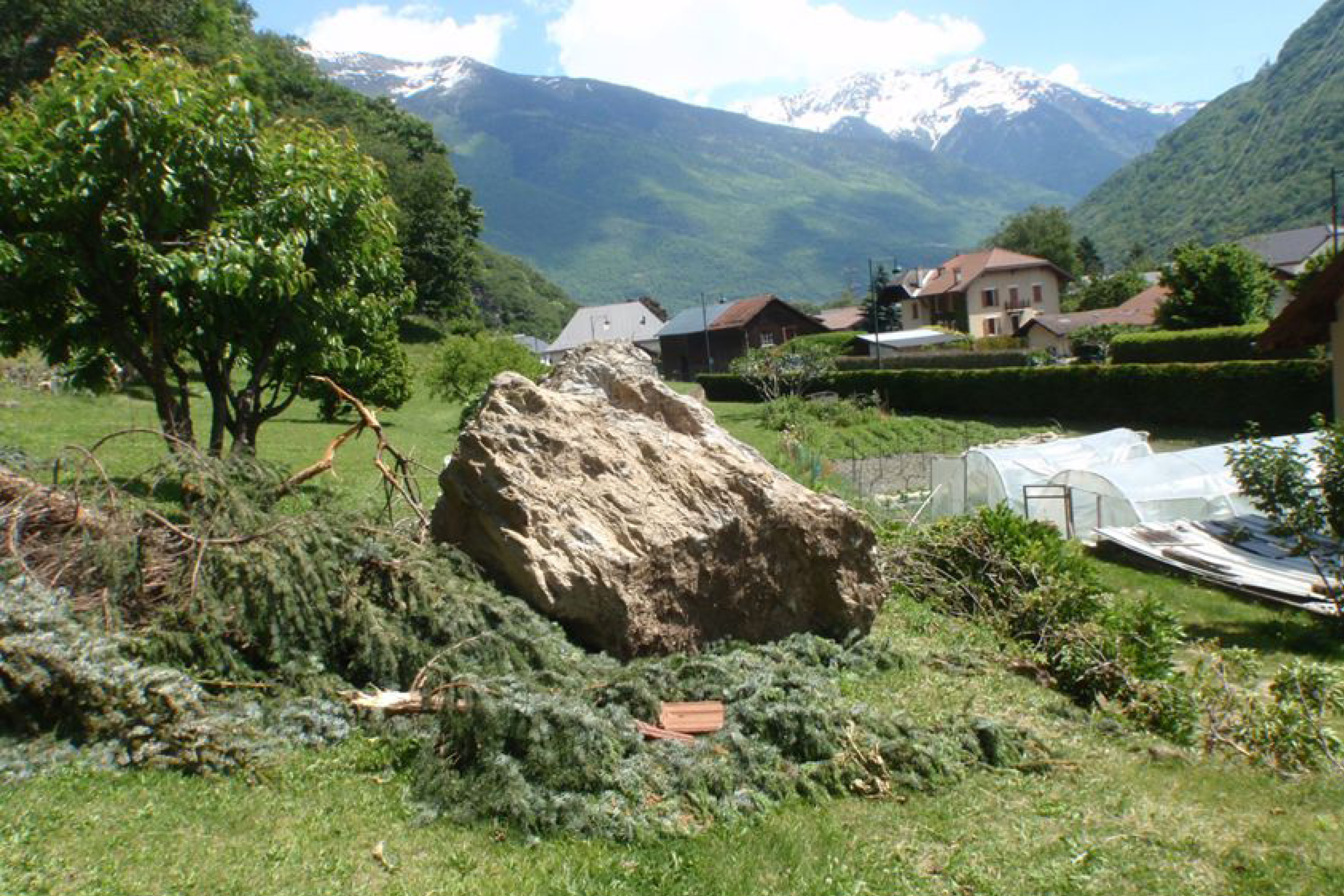 montagne, chutes, roches